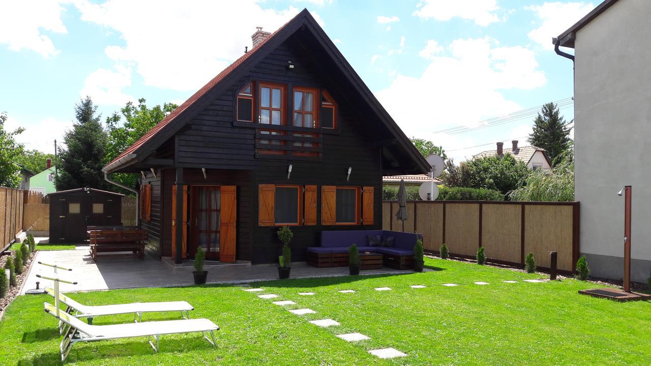 Velence Korzo Pihenohaz Villa Kapolnasnyek Dış mekan fotoğraf